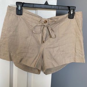 Michael Kors linen shorts size 2. Worn once